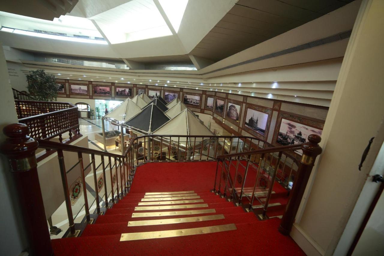 Regent Plaza Hotel & Convention Center Карачи Экстерьер фото
