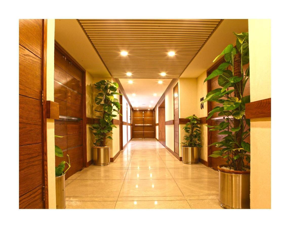 Regent Plaza Hotel & Convention Center Карачи Экстерьер фото