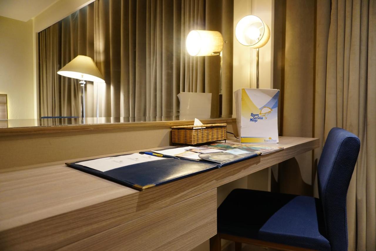 Regent Plaza Hotel & Convention Center Карачи Экстерьер фото